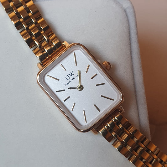 La Montre Daniel Wellington – Un Symbole de Luxe, d’Élégance et de Précision