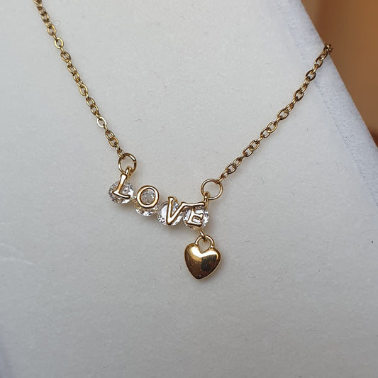 Collier LOVE Éclat – Élégance et Émotions