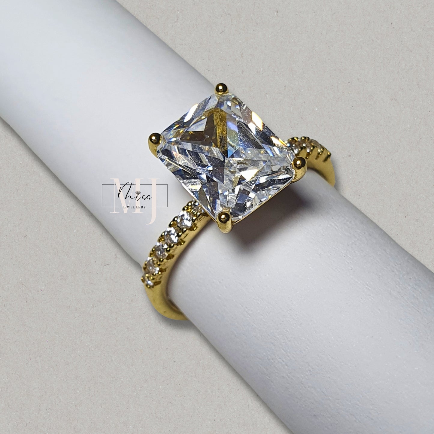 Bague Princess -Brillance Éternelle-